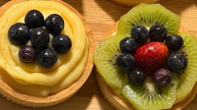 Tartellette alla frutta: piccoli gusci pieni di colore e dolcezza