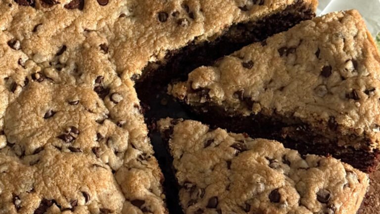 Torta brookie: quella che preparo quando non voglio scegliere tra brownie e cookie